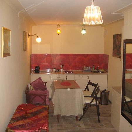 Apartament On Kostiushka Lviv Exteriör bild