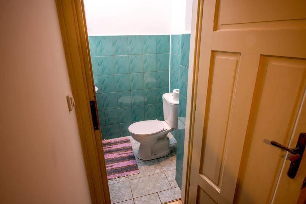 Apartament On Kostiushka Lviv Exteriör bild